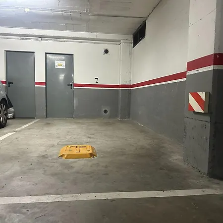 公寓 Cloti Apartament 滨海略雷特