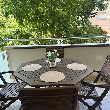 Cloti Apartament Lägenhet